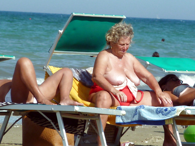 Busty granny on the beach! Mixed! #22261529