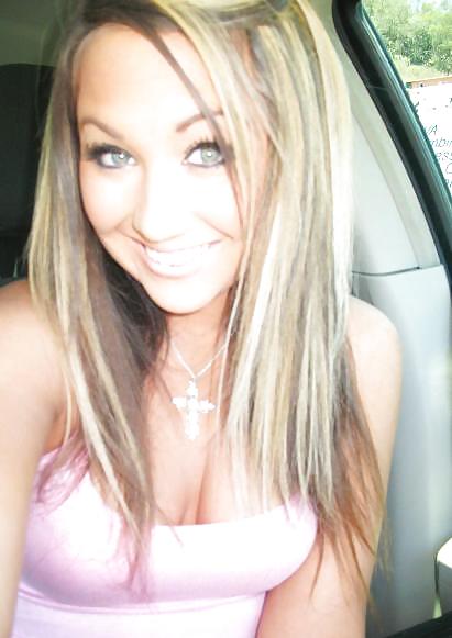 Melissa #3771870