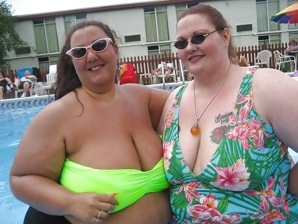 Saggy tits in swimsuit. #3146625