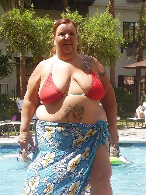 Saggy tits in swimsuit. #3146662