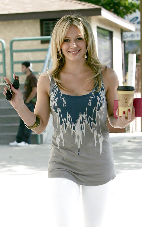 Hilary Duff in tank top leaving the George Neil salon #3625936