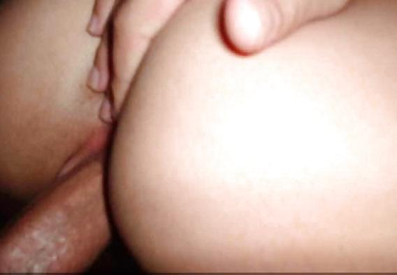 Fille Avec 2 Hommes En Motel #4206763