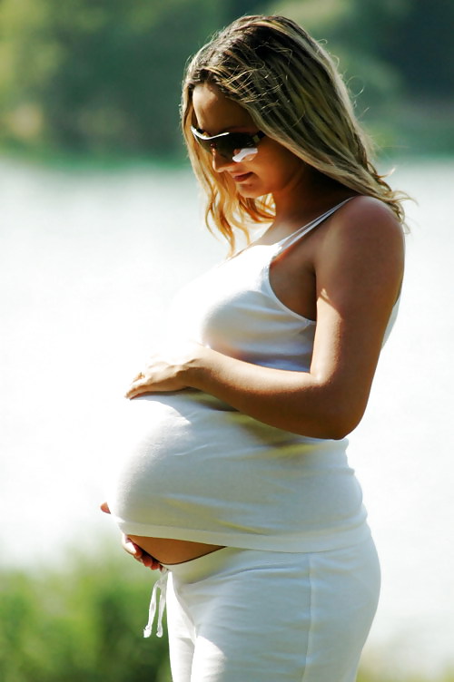 The beauty of pregnant women #9336580