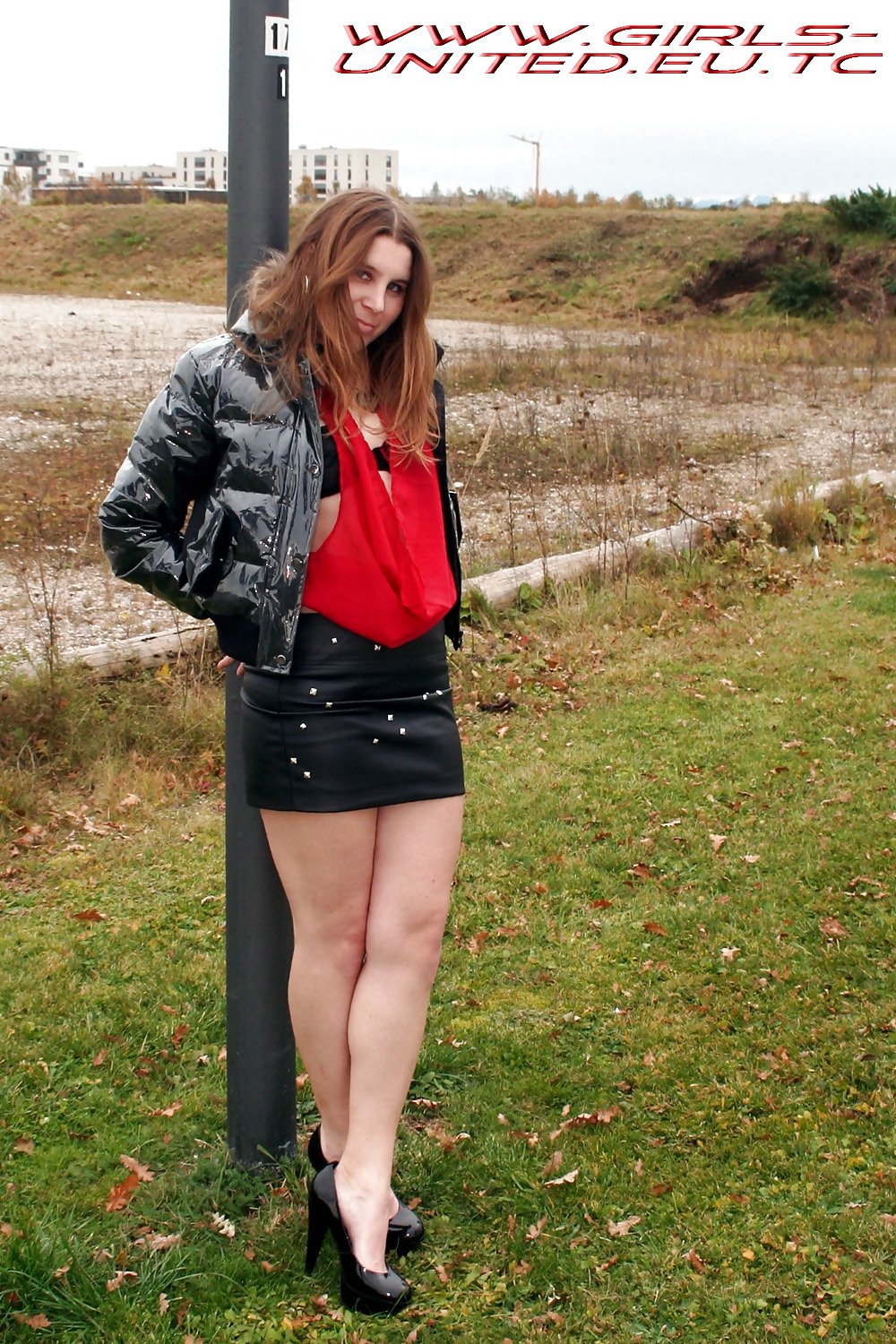 Red #2551331