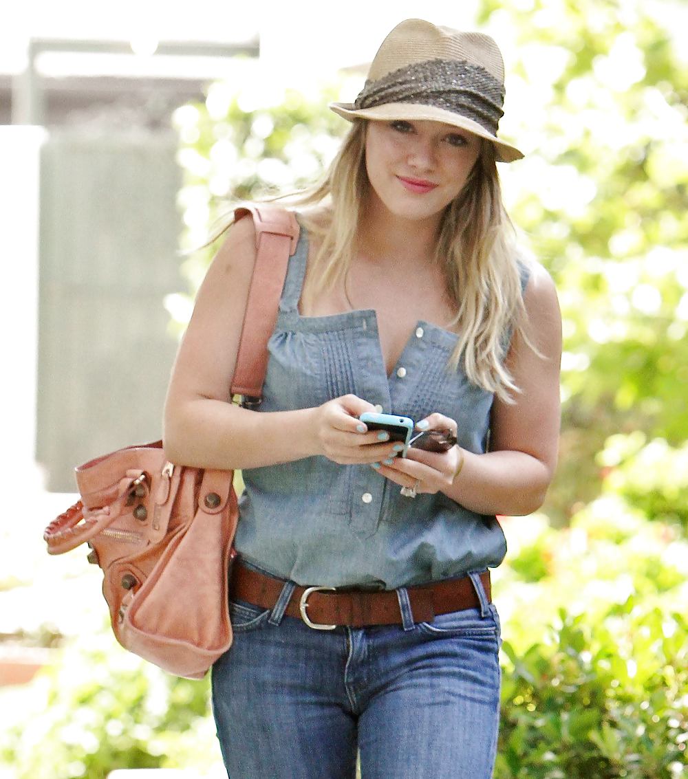 Hilary Duff Out in Hollywood Ass Shot #5301036