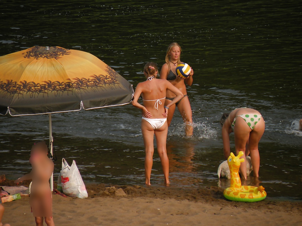 Beach voyeur #5741412