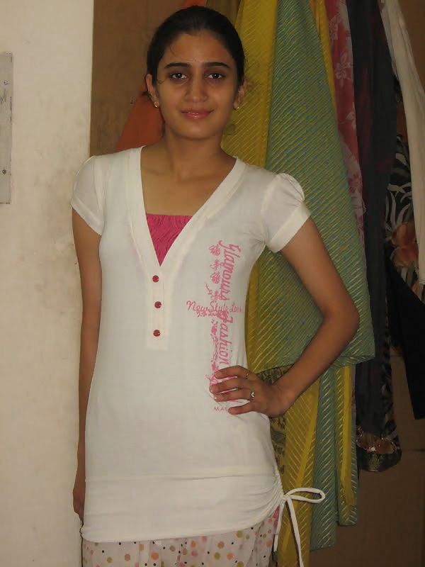 La più bella ragazza indiana 4
 #8091375