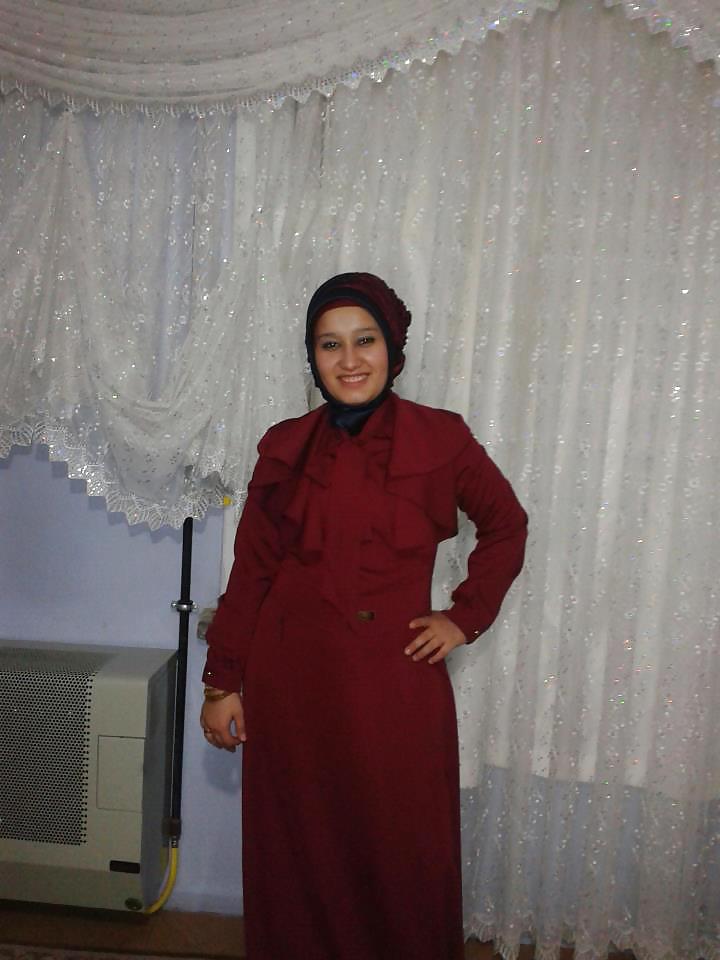 Turbanli hijab arabo turco 
 #21436211