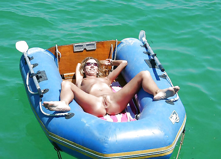 Barcos poder con las niñas y las tetas -14-
 #11269160