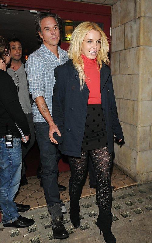 Britney Leg & Feet Fashion #18922112