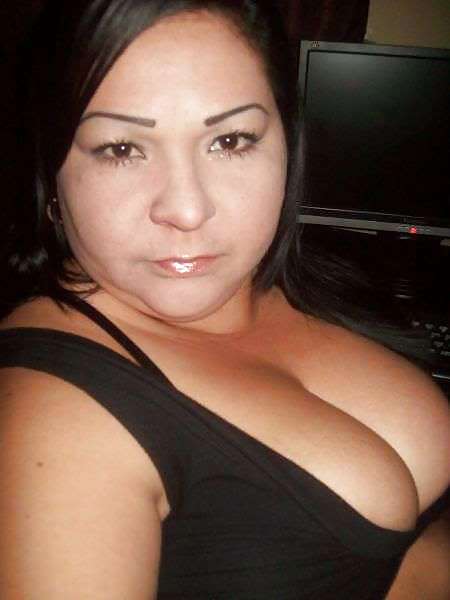 Bk Several Neckline Girl #3865520