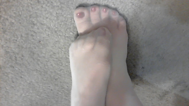 My dainty little toes for the foot lover in you! #9333918