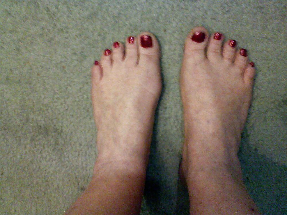 My dainty little feet for the foot lover in you! #9333928