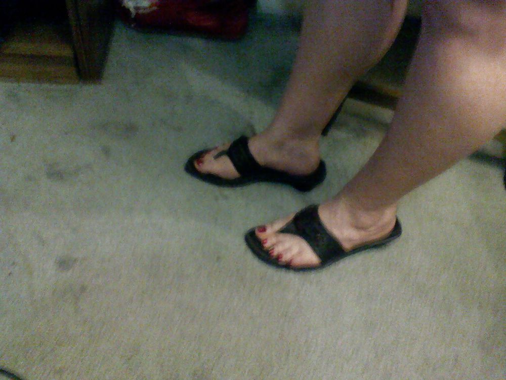 My dainty little toes for the foot lover in you! #9333940