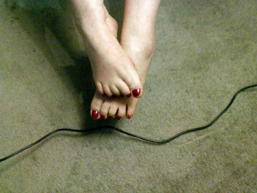 My dainty little toes for the foot lover in you! #9333954