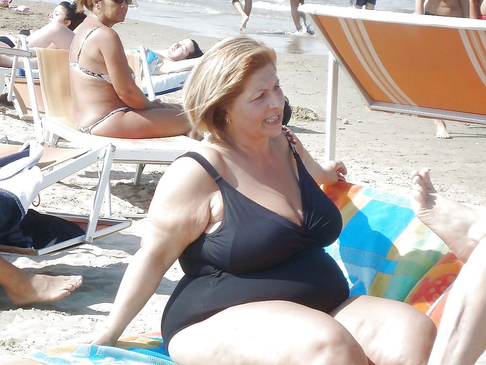 Some of the best plump bikini Milfs on the web #17262045
