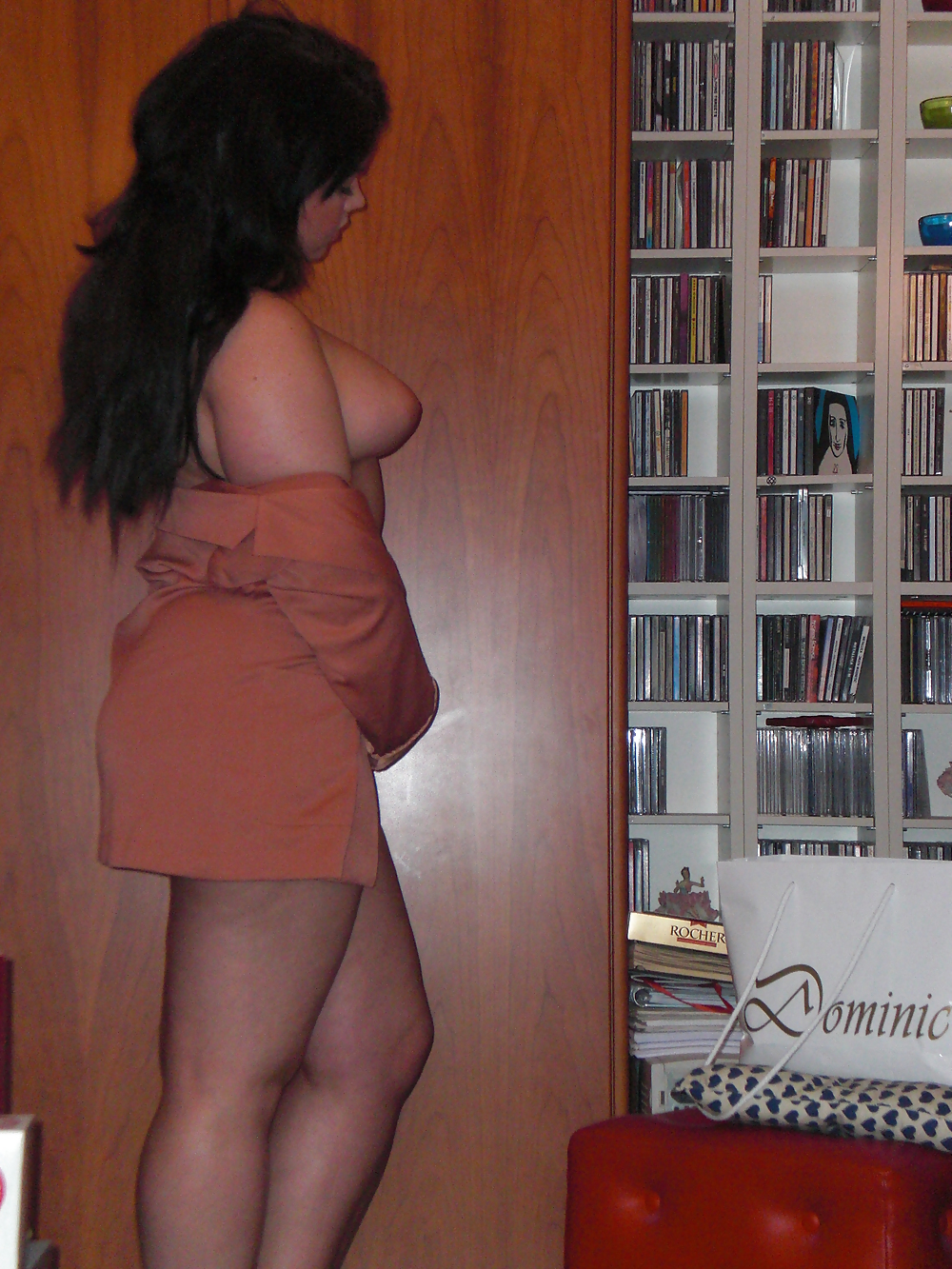 Mona in Selfshot #4683888