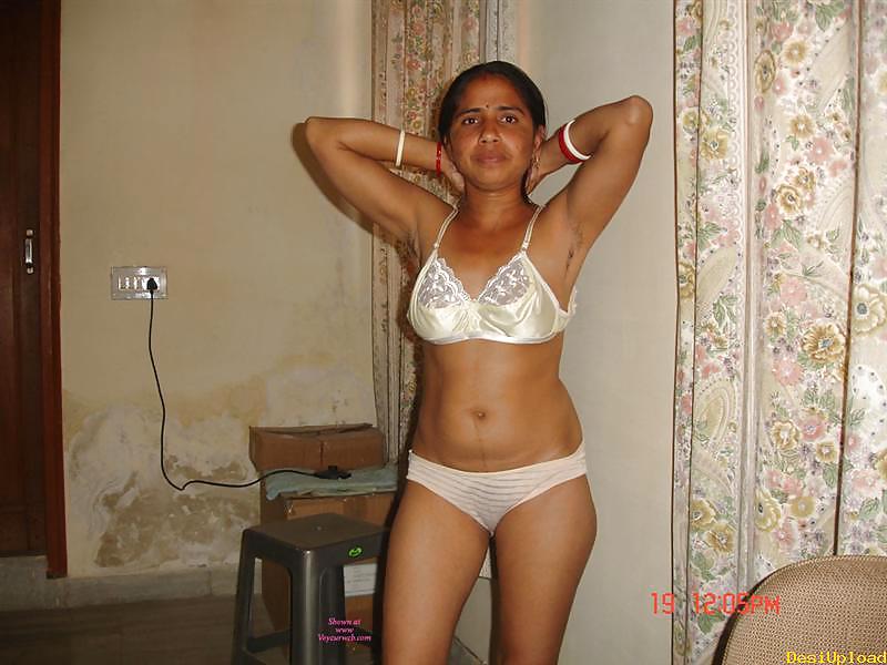 Indian teen nude 300 #4476571