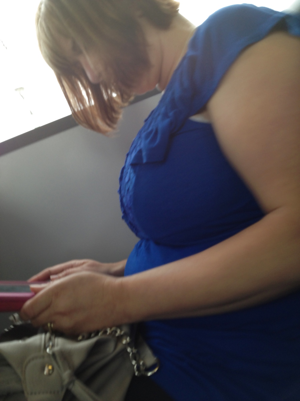 Big MILF Boob Sur Mon Bus #15635588