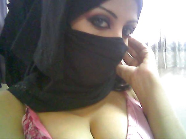 Amazing Arabic Lady Showing Everything 4 #5163876