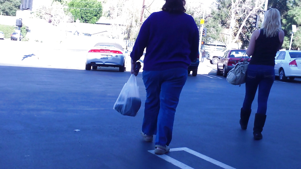 Teen butt & ass in blue jeans on a Friday #7125509