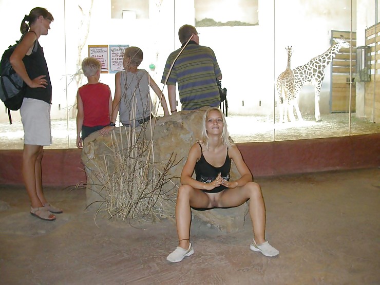 Viaje al zoológico con la rubia, por blondelover
 #4710120