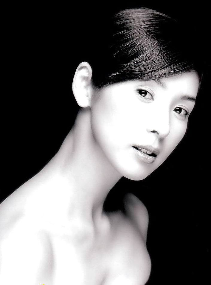 La più bella attrice giapponese sopra i 50 anni
 #5595846