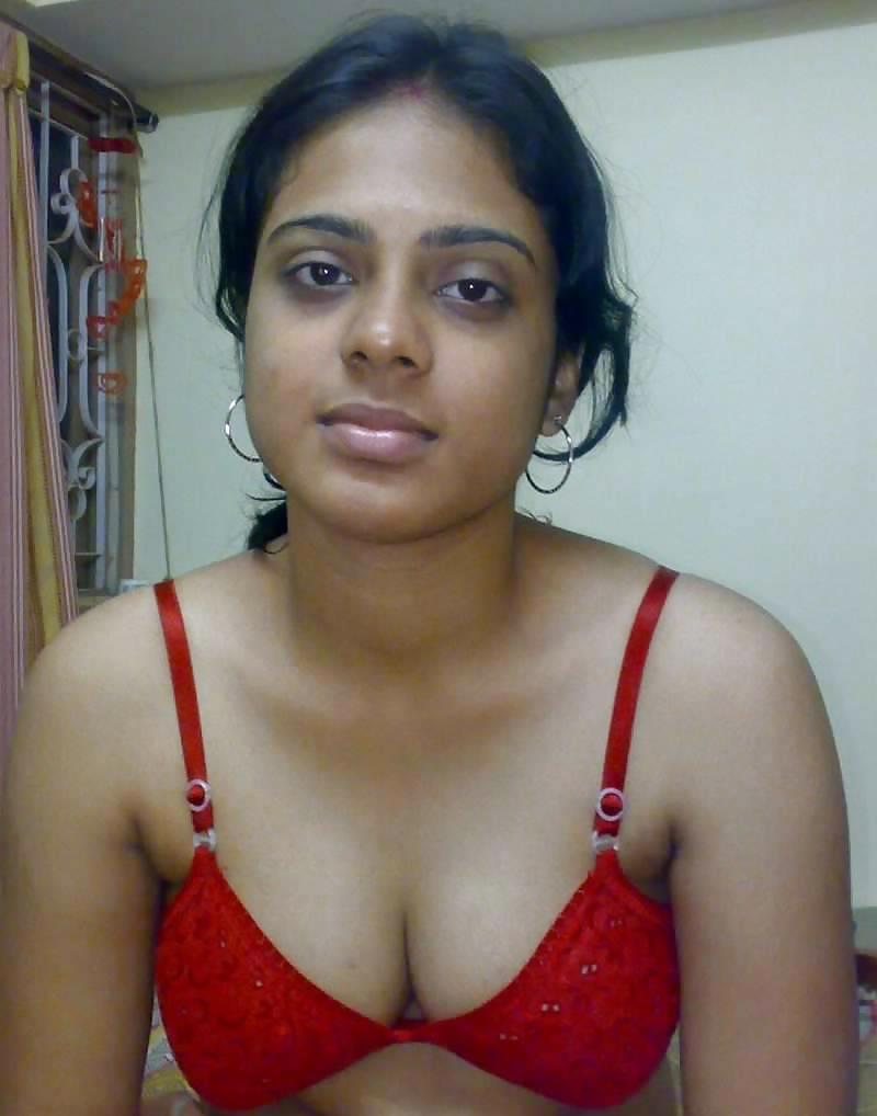 Jung Und Sexy Indische Mädchen #4792540