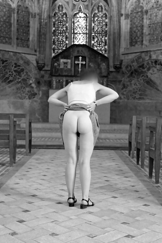 Exhibición de sacrilegio
 #11550589