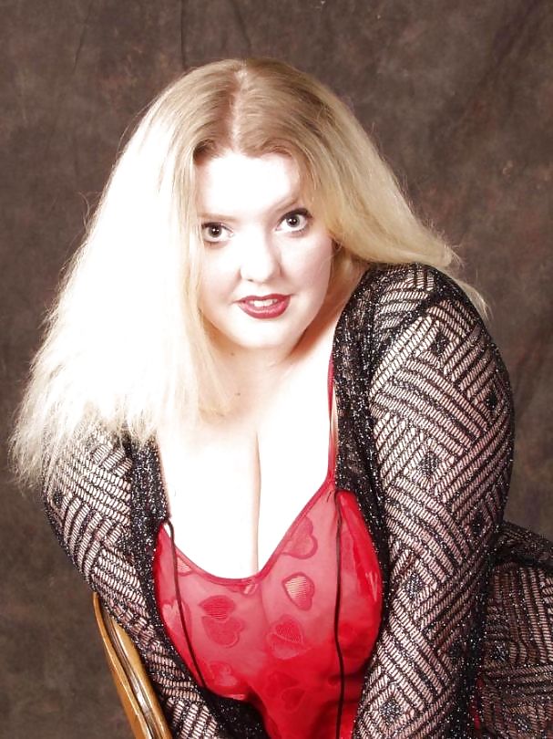 Young Blond Plumper #3755987