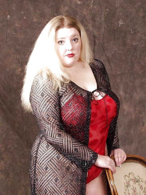 Young Blond Plumper #3756133