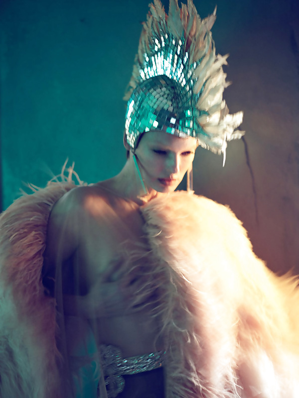 Linda Evangelista Topless #8962433