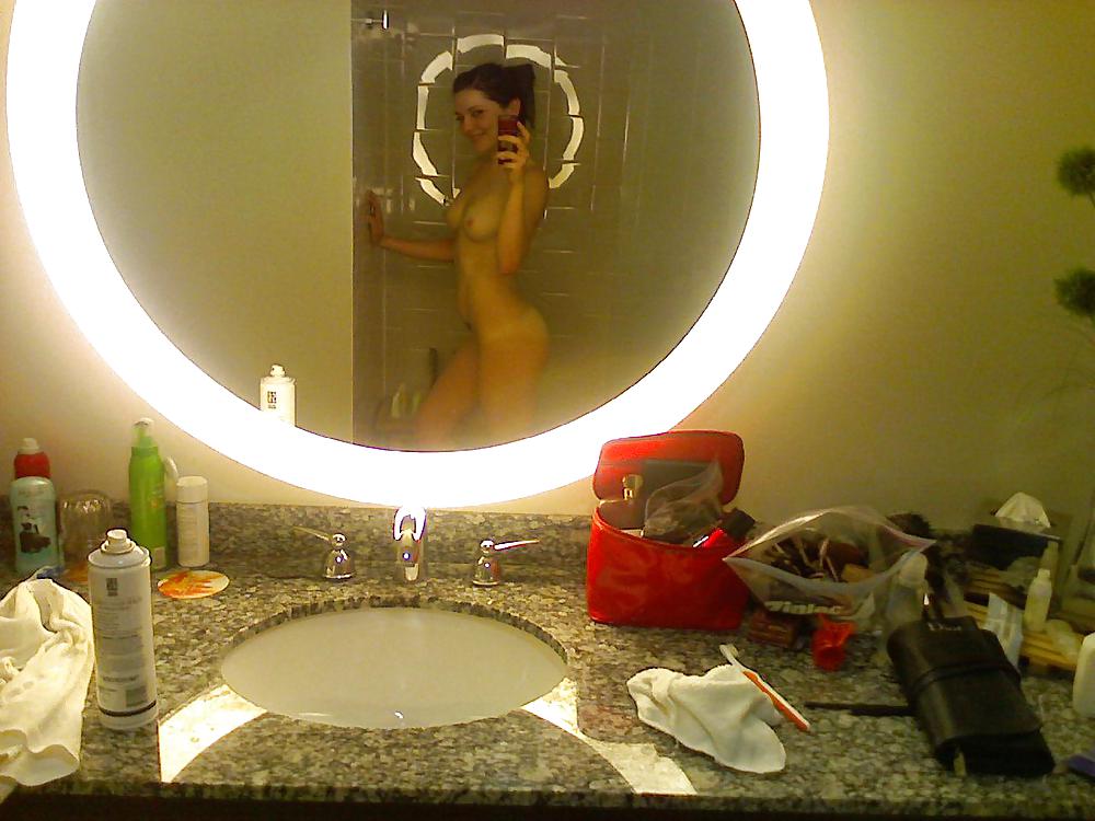 ¡Sexy morena!
 #11932397