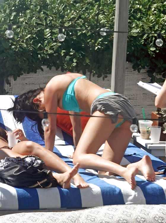 Selena Gomez bikini in Miami #11524937