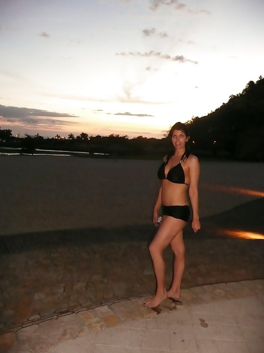 On the Pool #9585194