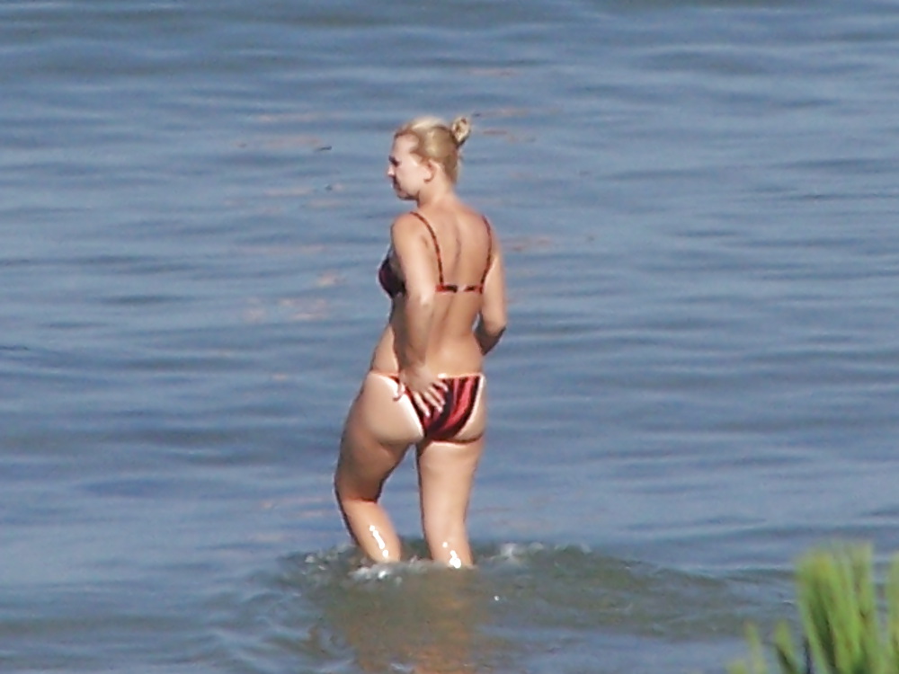 Within the seaside #9585943