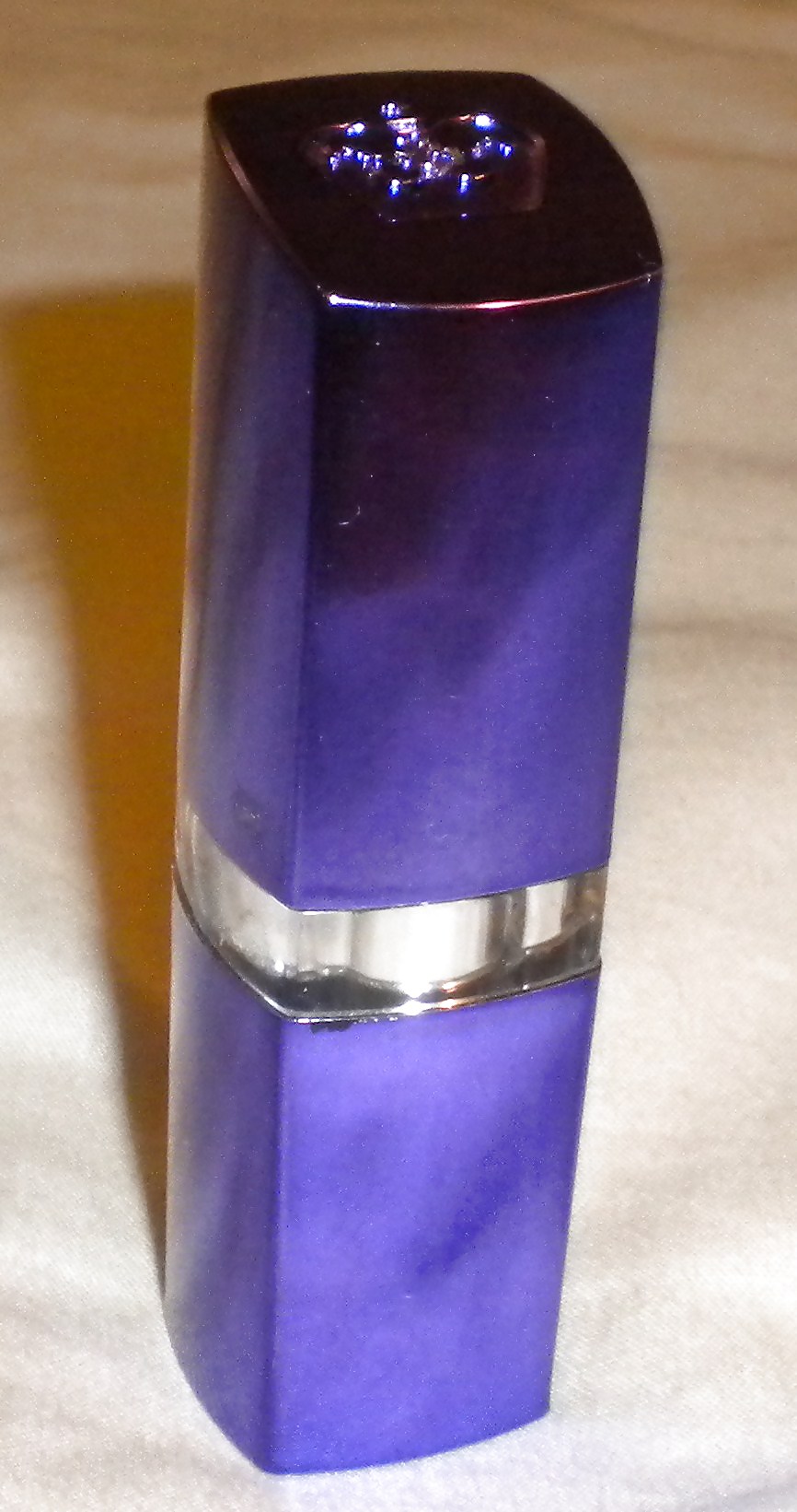 Mi barra de labios favorita en ....rimmel amethyst shimmer
 #12116736