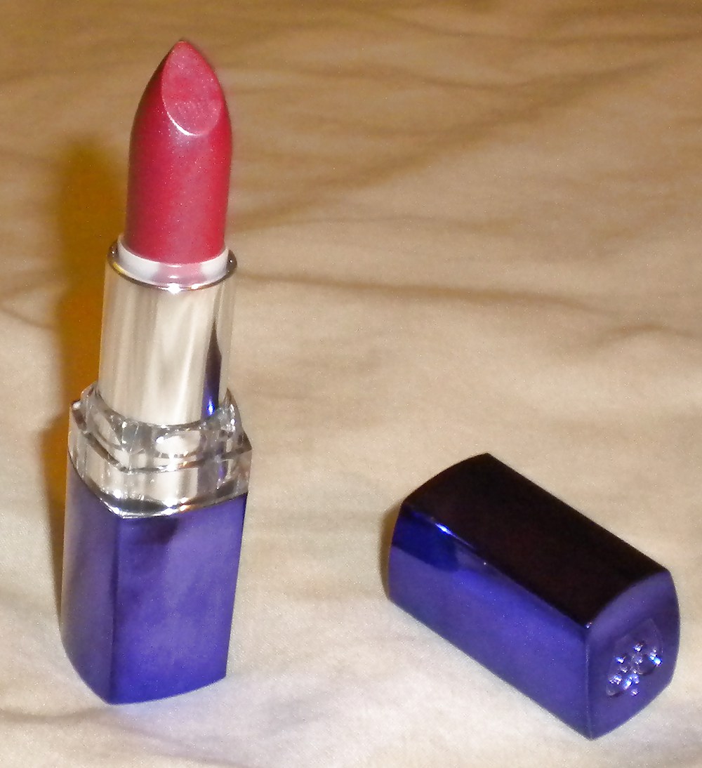 My fav lipstick atm....Rimmel Amethyst Shimmer #12116744