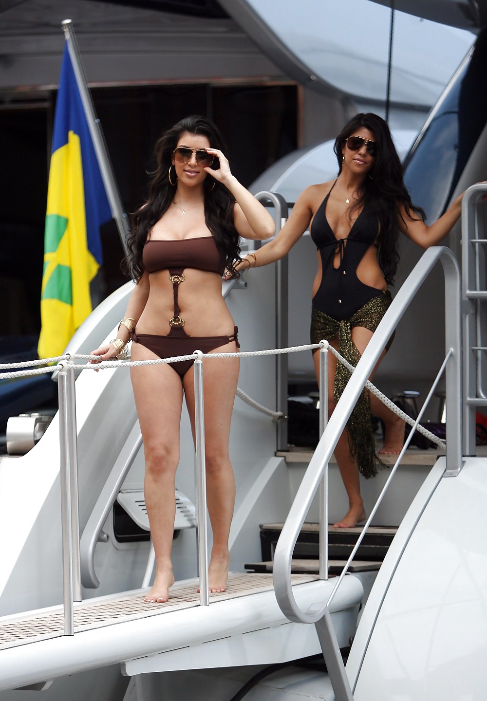Kim Kardashian Bikini #1766067
