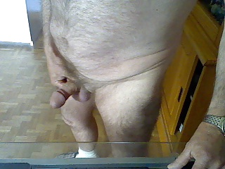 MOI NU POUR VOUS A VOTRE DISPOSITION #15663894