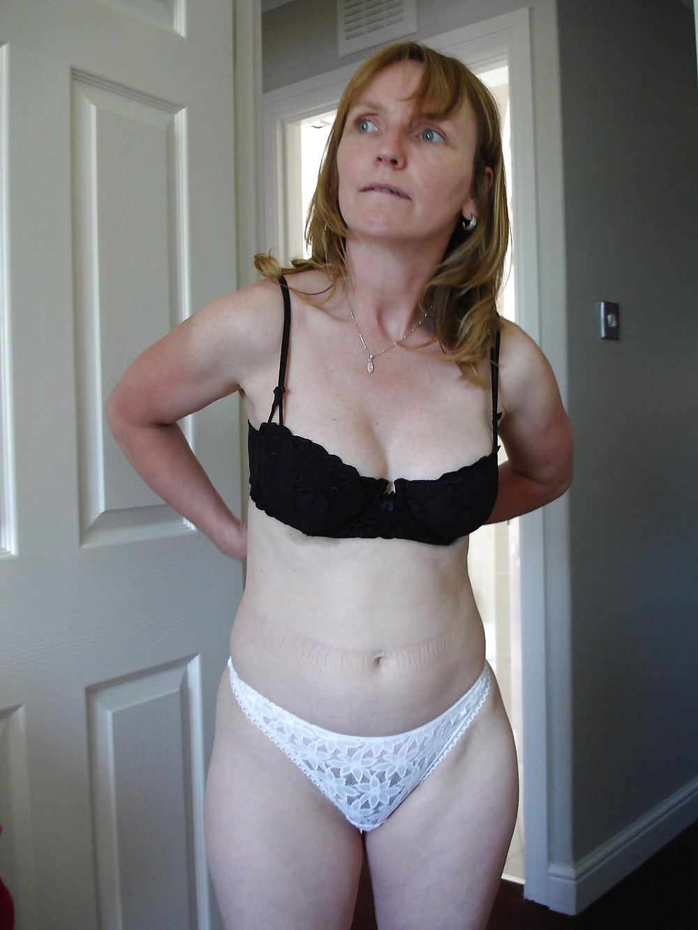 Mature granny fat hairy housewives - panties chubby #18940536