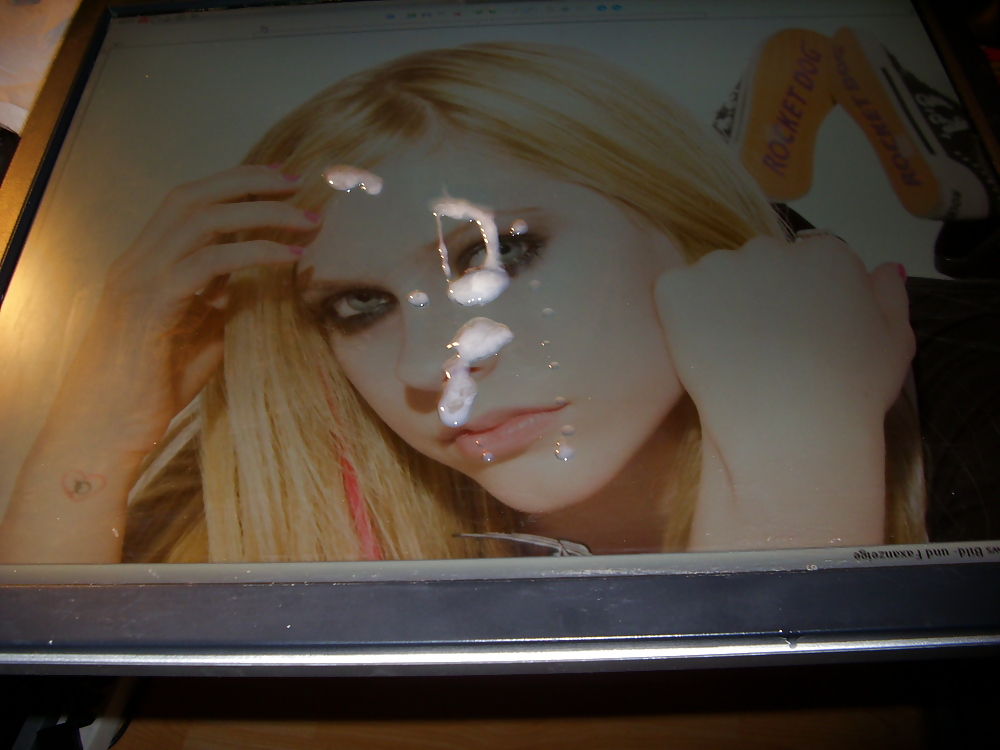 Avril Lavigne 2 #1172990