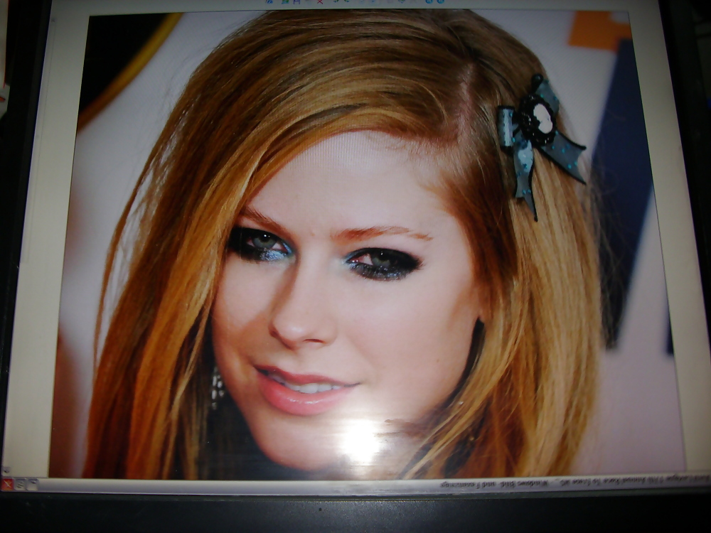 Avril lavigne 2
 #1173083