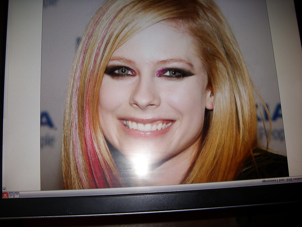 Avril lavigne 2
 #1173335