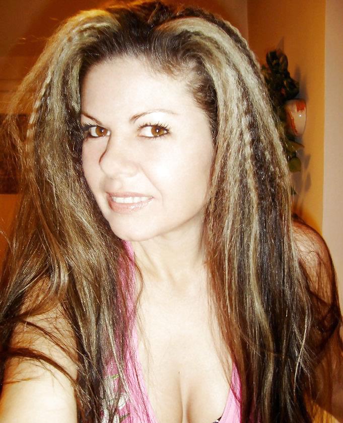 REAL COUGARS POSING DIRTY #20001014