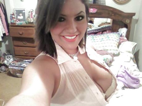 REAL COUGARS POSING DIRTY #20001235