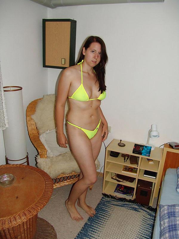 HOT BRUNETTE #9552509