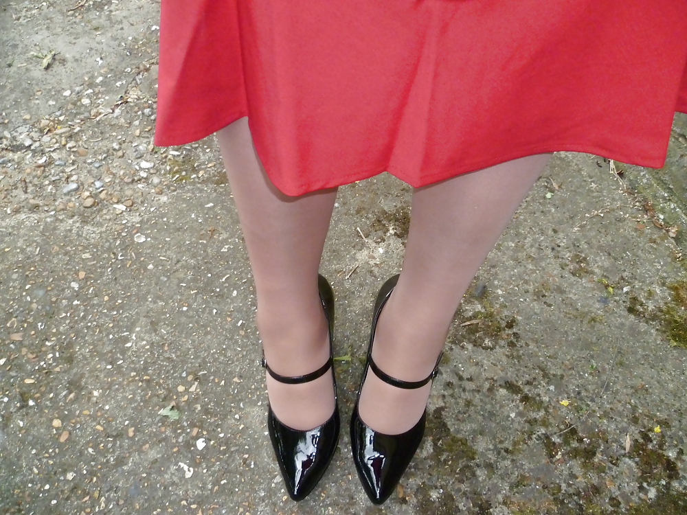 New shoes,new skirt,new blouse outdoor. #3814671