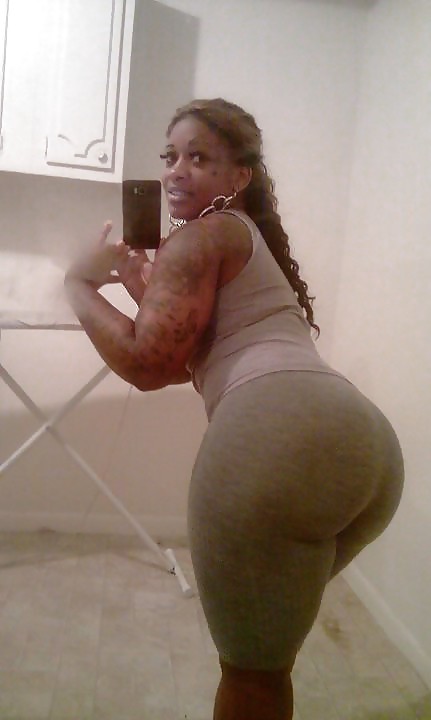 Sweet Dark Thickness #22160917