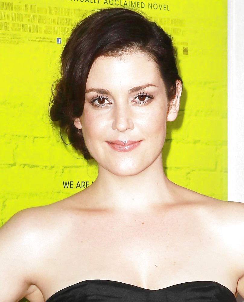 Melanie Lynskey collection #676291